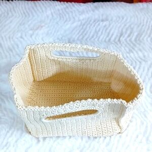 HAND Made  White Square‎ Womans Handle Carry Bag